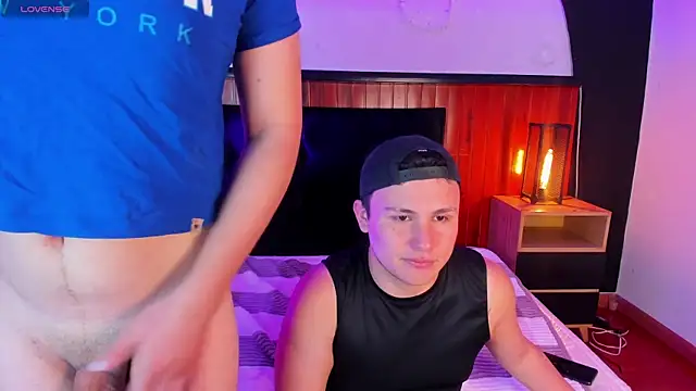Boy2Boy Aheat online show from September 2025 08:49:02 PM