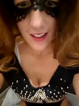 Naughty-Layla online show from October 2025 06:04:02 AM