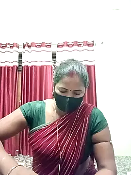 Snapshot of School_medam chatting on November 2025 04:11:01 PM School medam online show from November 2025 04:11:01 PM