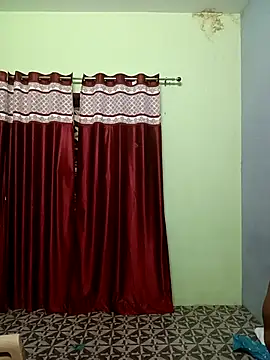 Snapshot of School_medam chatting on November 2025 04:00:01 PM School medam online show from November 2025 04:00:01 PM