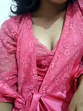 anayahotty online show from October 2025 06:08:01 PM