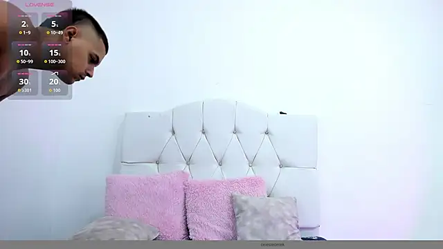 celestederek online show from November 2025 12:17:02 PM