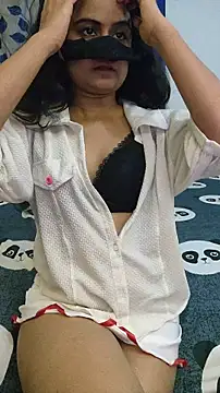 hotestfantasy online show from December 2025 06:17:01 PM