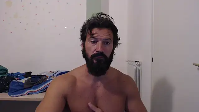 muscoloporco online show from October 2025 05:16:02 PM