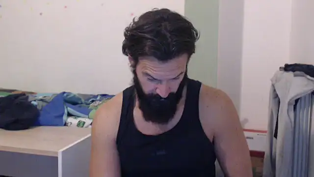 muscoloporco online show from December 2025 09:37:02 PM