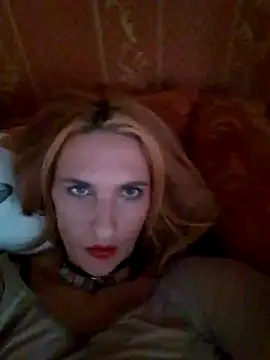 LaraDiva7799 online show from October 2025 10:49:02 AM