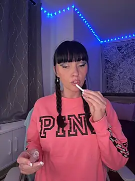MaciiMayy online show from June 2026 11:26:02 PM