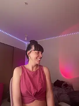 MaciiMayy online show from July 2026 11:02:01 PM