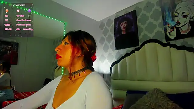Snapshot of AlisonCold chatting on October 2025 12:31:02 PM AlisonCold online show from October 2025 12:31:02 PM