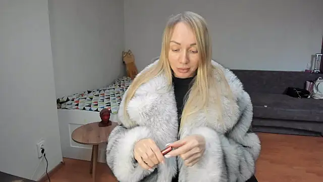 AlisiaCat online show from April 2026 12:57:01 PM