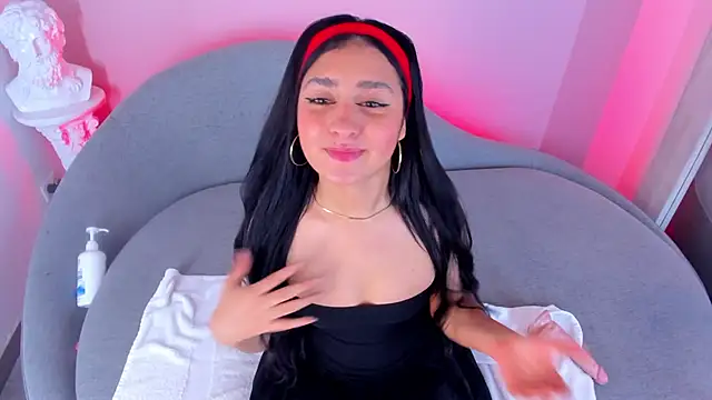 miia blaze online show from October 2025 06:31:01 PM