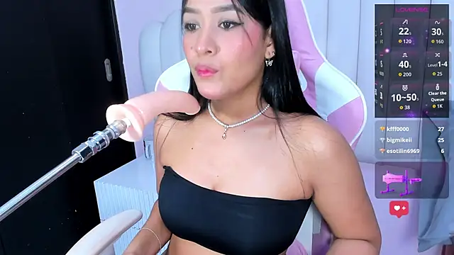 yailin 07 online show from October 2025 11:47:02 AM