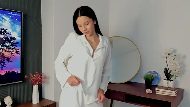PatriciaHirpara online show from September 2025 07:37:02 AM