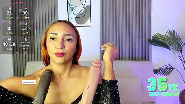 Kelseyfoxy  online show from December 2025 12:15:01 PM