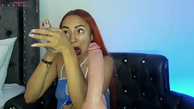 Kelseyfoxy  online show from May 2026 12:34:01 PM
