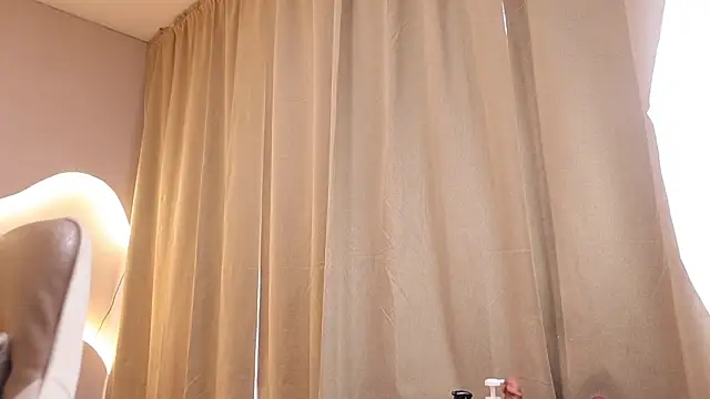 kehlannis  online show from October 2025 08:28:02 PM