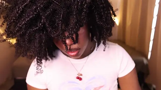 kehlannis  online show from October 2025 07:47:01 PM