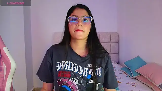 Julieta Rose19 online show from March 2026 10:46:02 PM