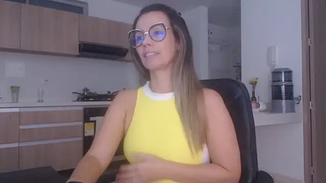 LovePaula online show from March 2026 11:16:01 AM