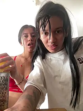 AriadneNort online show from November 2025 05:39:01 PM