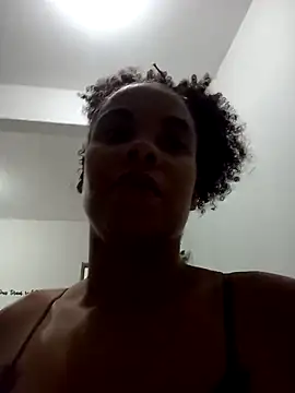 PrettahSantos online show from September 2025 02:39:01 AM