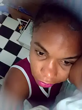 PrettahSantos online show from September 2025 02:24:01 PM