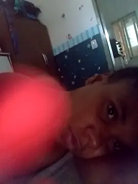 PrettahSantos online show from September 2025 06:36:01 PM