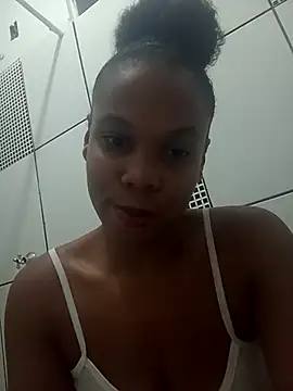 PrettahSantos online show from October 2025 01:17:02 AM