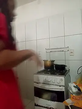 PrettahSantos online show from February 2026 04:07:02 PM