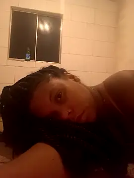 PrettahSantos online show from January 2026 03:21:01 AM