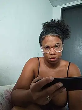 Snapshot of PrettahSantos chatting on July 2026 09:52:01 AM PrettahSantos online show from July 2026 09:52:01 AM