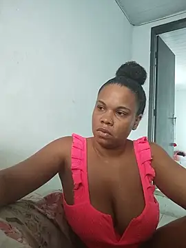 Snapshot of PrettahSantos chatting on July 2026 12:34:02 PM PrettahSantos online show from July 2026 12:34:02 PM