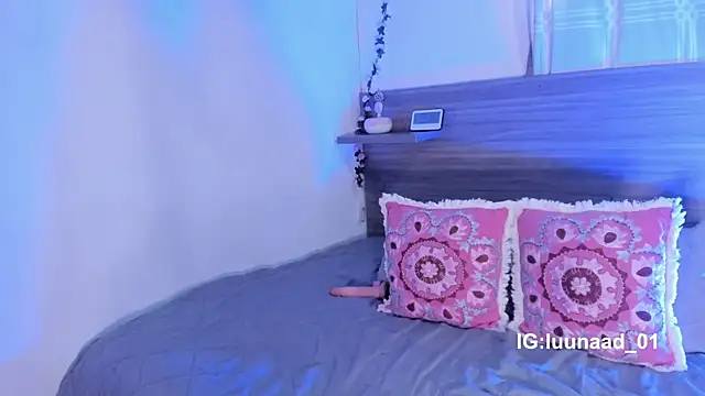 LunaCandy21 online show from October 2025 07:36:01 PM