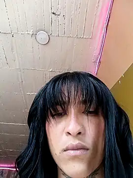 LiaGill online show from December 2025 12:18:02 PM