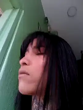 LiaGill online show from December 2025 01:36:01 PM