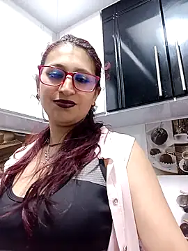 VictoriaSpenser online show from December 2025 01:17:02 PM