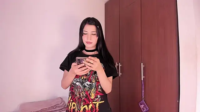 Snapshot of ScarlettRosetti chatting on November 2025 01:38:01 AM ScarlettRosetti online show from November 2025 01:38:01 AM