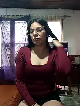 lucixxx14 online show from September 2025 06:47:02 PM