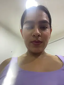 Valery lux16 online show from February 2026 06:05:01 PM