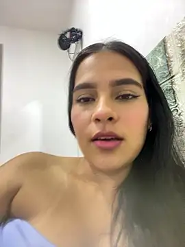 Valery lux16 online show from January 2026 06:03:02 PM