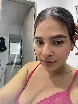 Valery lux16 online show from February 2026 03:34:01 PM