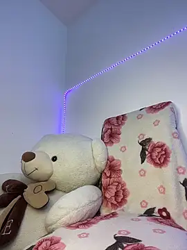 Linda rouse online show from November 2025 08:01:01 PM