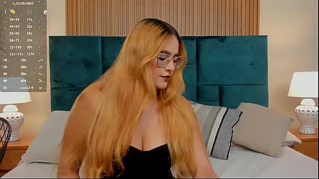 Amber kiss  online show from May 2026 07:11:02 PM
