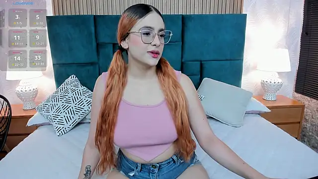 Snapshot of Amber_kiss_ chatting on October 2025 06:30:01 PM Amber kiss online show from October 2025 06:30:01 PM