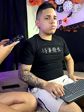 BoomChikaWow online show from October 2025 11:38:01 PM