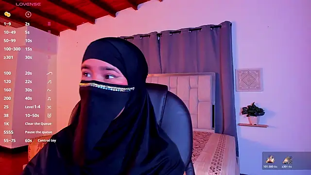 kalila latif online show from December 2025 03:01:02 AM