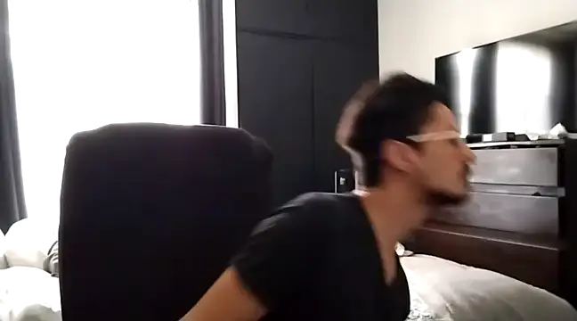 Snapshot of JustBrunox chatting on March 2025 09:02:02 PM JustBrunox online show from March 2025 09:02:02 PM