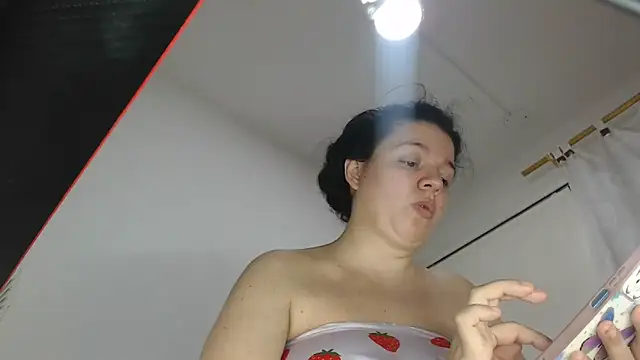 Snapshot of Alice_pussyhairy chatting on October 2025 07:29:01 AM Alice pussyhairy online show from October 2025 07:29:01 AM