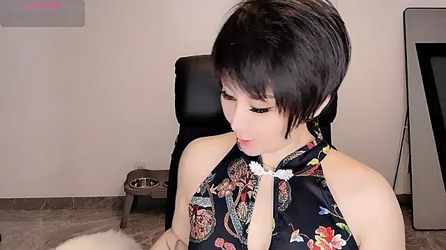 Goddess Jin online show from October 2025 05:56:01 PM