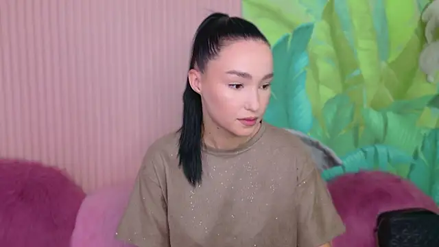 Amanda Choi online show from October 2025 05:31:01 AM